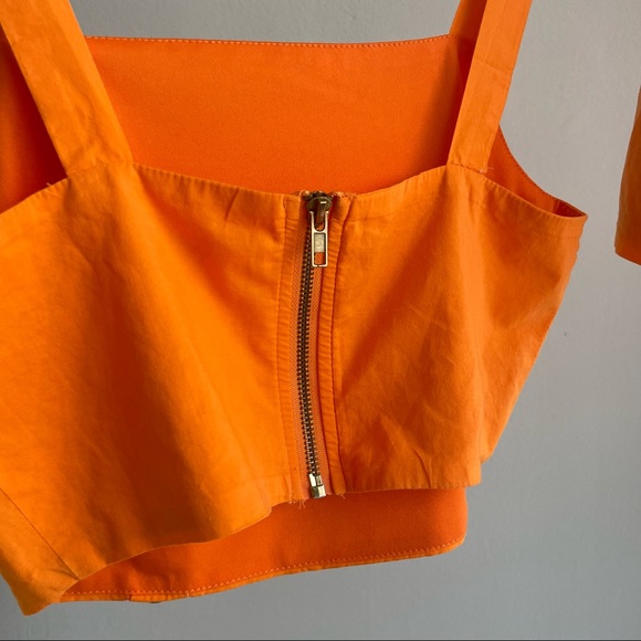 *SOLD*Princess Polly Buttons Front 2-piece Orange matching set Crop Top & Skorts - Picture 6 of 10